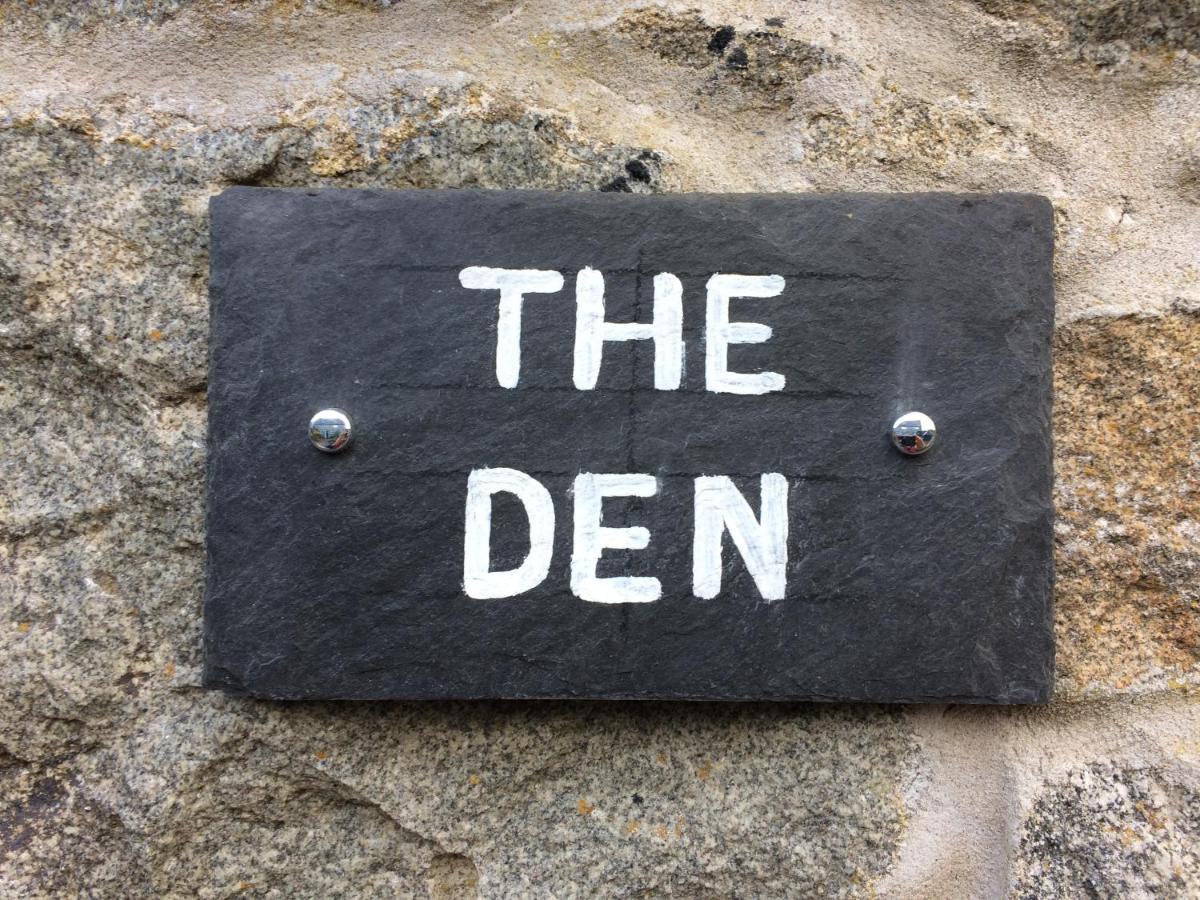 The Den Βίλα Stuartfield Εξωτερικό φωτογραφία